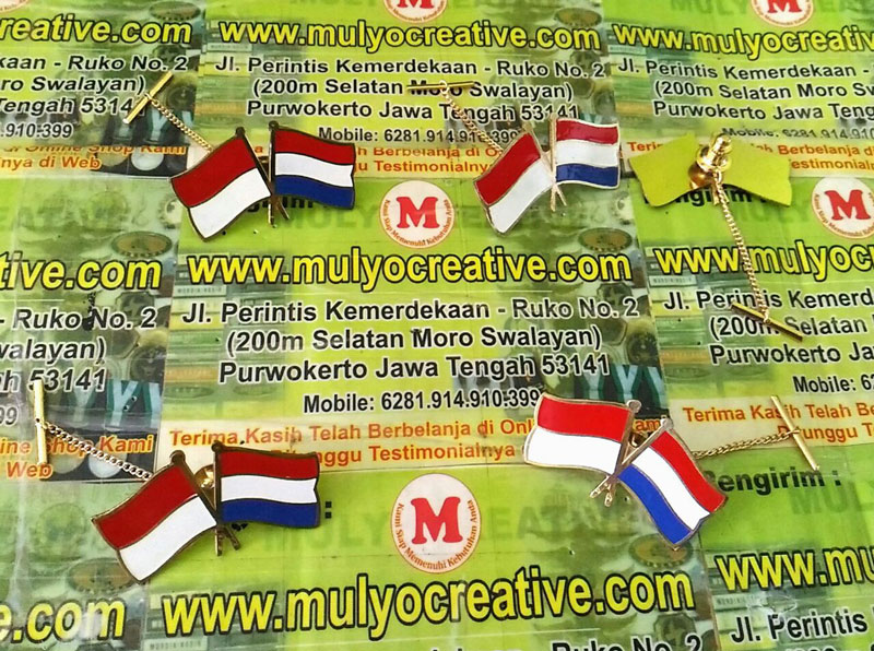 Pin Lencana Bendera Negara Indonesia Belanda