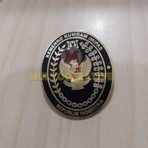 Pesan Lencana Pin Kemenko Kumham Imipas Oval