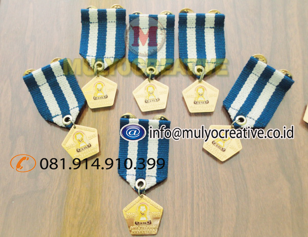 medali penghargaan1