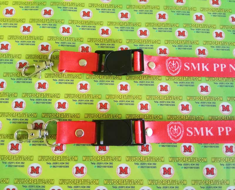 Contoh Tali ID Card atau Tali Lanyard dengan Logo dan Nama Sekolah